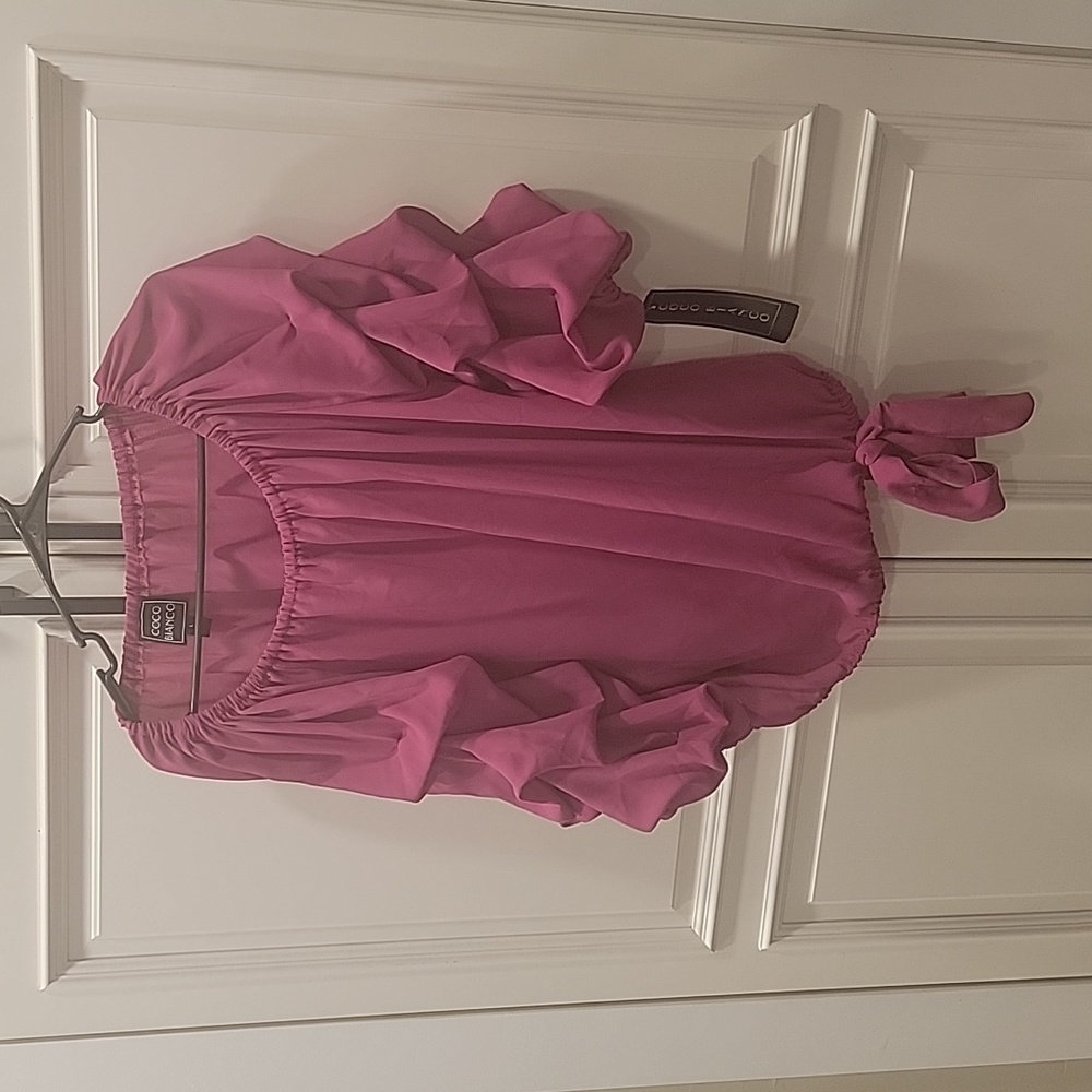 NWT Ruffle sleeve blouse by Coco Bianco Size L